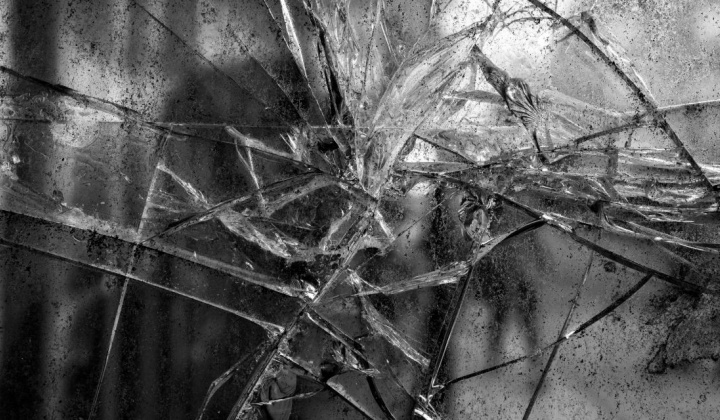 1. fotografia fotogalérie VLÁMANIE DO RODINNÉHO DOMU VO VYŠNEJ ŠEBASTOVEJ!!! - foto